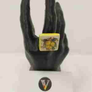 Anello artigianale in ceramica di Caltagirone