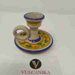 Portacandela in Ceramica di Caltagirone dipinto a mano dal design elegante un prodotto artigianale