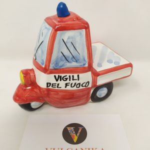 Ape Vigili del Fuoco in Ceramica di Caltagirone