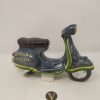 Vespa Guardia di Finanza in ceramica di Caltagirone regalo perfetto per un Finanziere