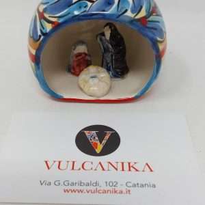 Palla Natale con presepe in ceramica di Caltagirone