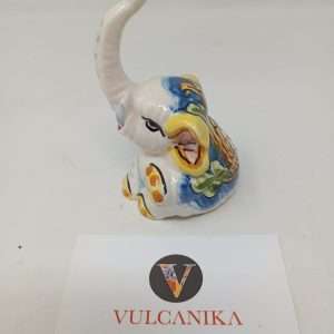 elefantini in ceramica di Caltagirone