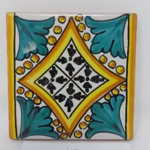 Mattonella 10x10 in ceramica di Caltagirone